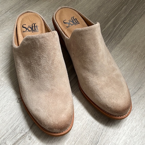 Sofft shoes- open ankle bootie - nude suede - Picture 2 of 4